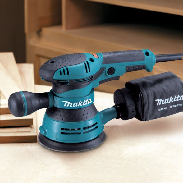 Эксцентриковая шлифмашина Makita BO5041K