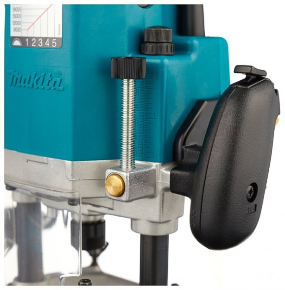 Фрезер вертикальный Makita 3612C