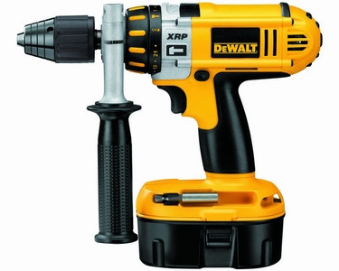 Шуруповерт DeWALT DC 935 KB