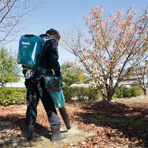 Аккумуляторная воздуходувка Makita UB003CZ система PDC, 36В (без АКБ и ЗУ)
