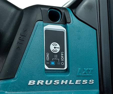 Аккумуляторный рубанок Makita DKP181ZU без АКБ и ЗУ, AWS в комплекте