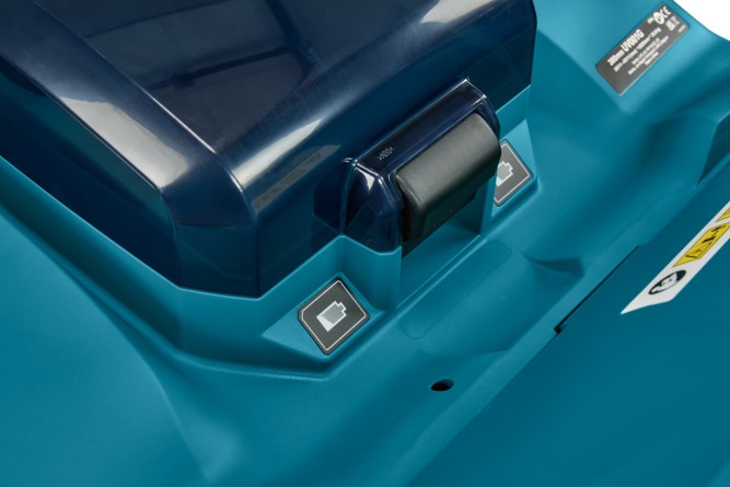 Аккумуляторный 40V скарификатор Makita UV001GU201 (2 АКБ 4 Ач F, ЗУ)