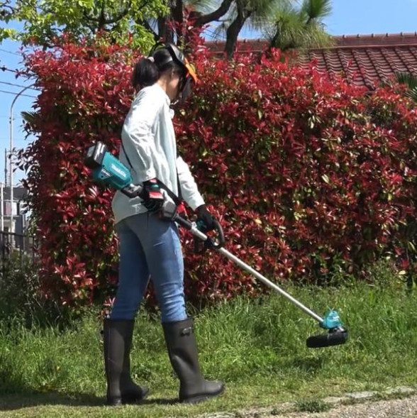 Аккумуляторный триммер Makita DUR188LZ (без АКБ и ЗУ)