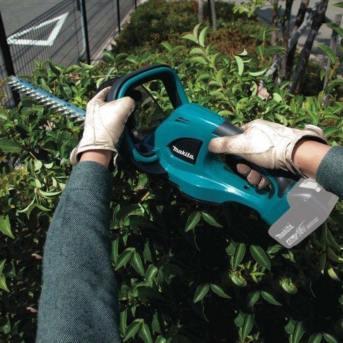 Аккумуляторный кусторез Makita DUH 523 Z (DUH523Z)