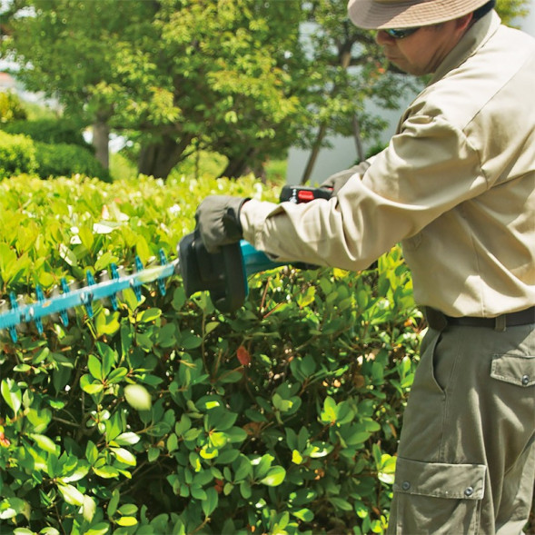 Аккумуляторный кусторез Makita DUH 502 Z (DUH502Z)