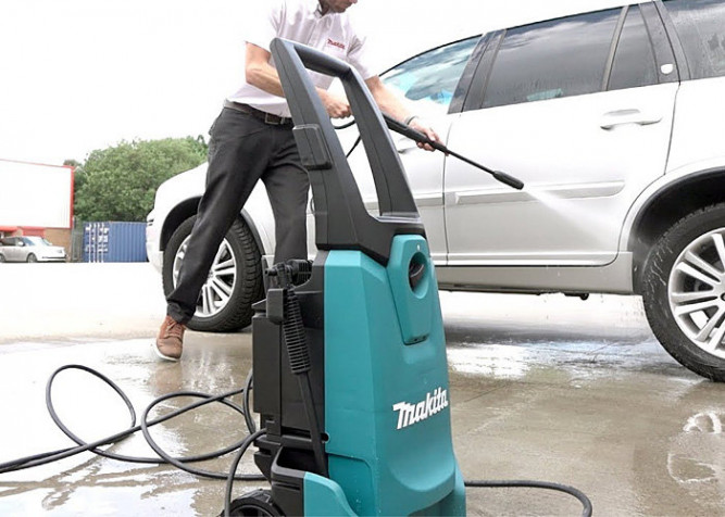 Мойка высокого давления Makita HW 1200