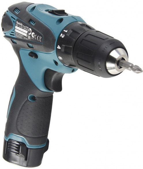Аккумуляторная дрель Makita DF330DWE