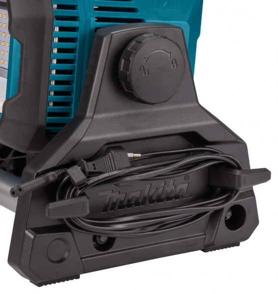 Аккумуляторный прожектор Makita DML809 (DEADML809)