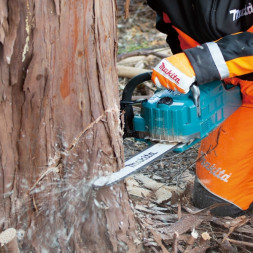 Аккумуляторная цепная пила 40v, шина 40см, регул. без ключа Makita UC016GZ01 (без АКБ и ЗУ)