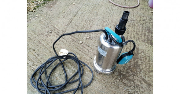 Насос дренажный погружной Makita PF1100 (PF 1100)