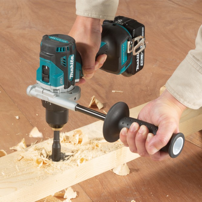Аккумуляторная дрель-шуруповерт Makita DDF 486 RT (DDF486RT)