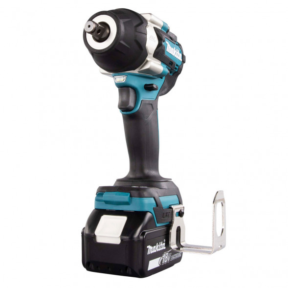 Аккумуляторный ударный гайковерт Makita DTW700RF1J (1 х 3Ач,  ЗУ)