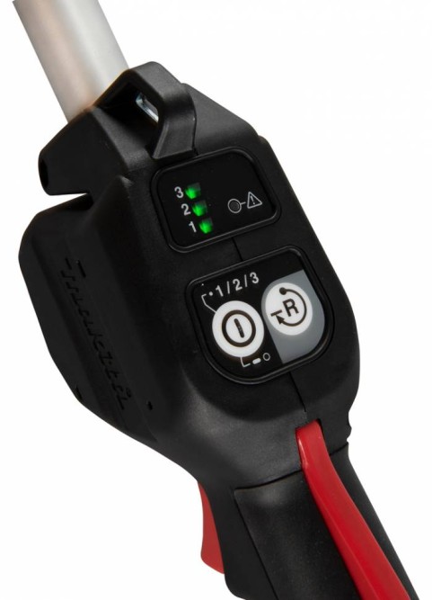 Аккумуляторный комбимотор Makita UX01GZ + Насадка снегоуборщик (лопата) SN400MP
