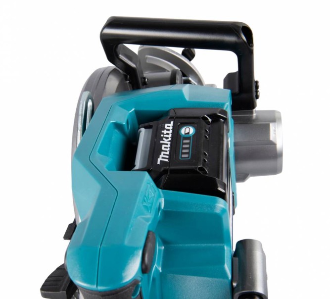 Аккумуляторная дисковая пила Makita XGT RS001GZ