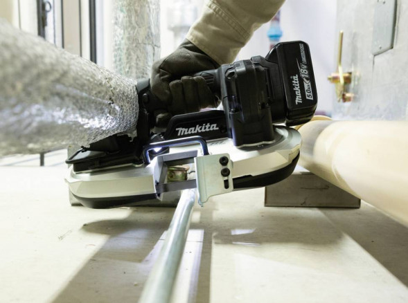 Аккумуляторная компактная ленточная пила Makita LXT DPB184Z