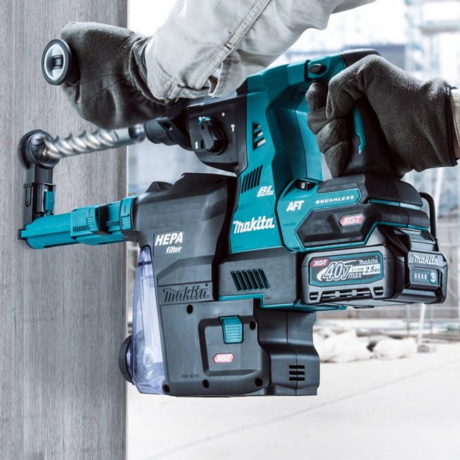 Аккумуляторный перфоратор XGT Makita HR001GZ