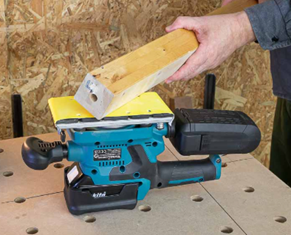 Аккумуляторная вибрационная шлифовальная машина DBO380Z (DBO 380 Z)