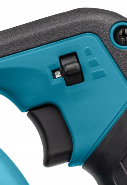 Аккумуляторная воздуходувка-пылесос Makita UB100DZ