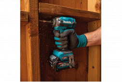 Бесщеточный ударный шуруповерт Makita 40B XGT TD003GZ